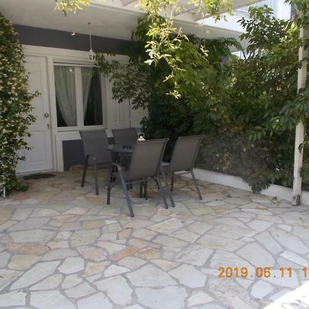 Iris Apartments Apolpaina Luaran gambar