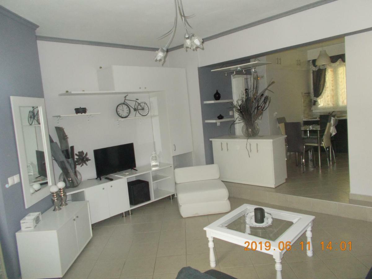 Iris Apartments Apolpaina Luaran gambar